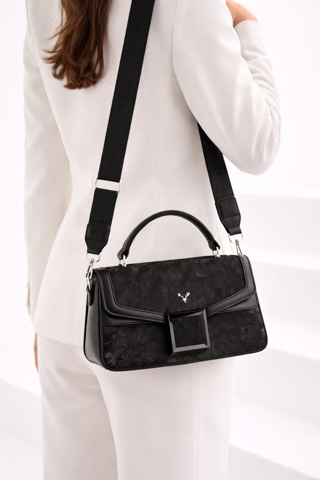 Mirae Chic Black Handbag